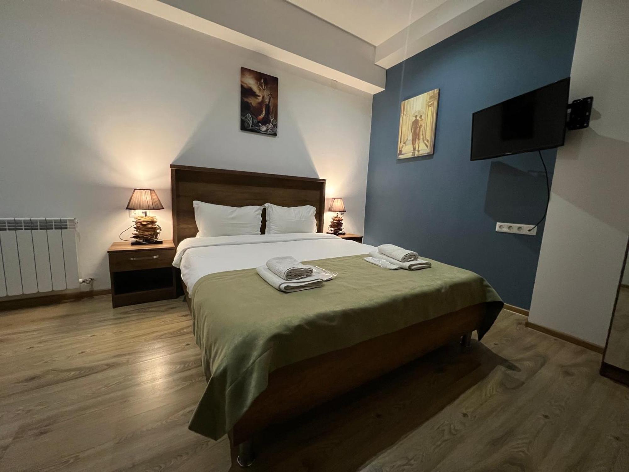 Hotel King Tom Tiflis Exterior foto