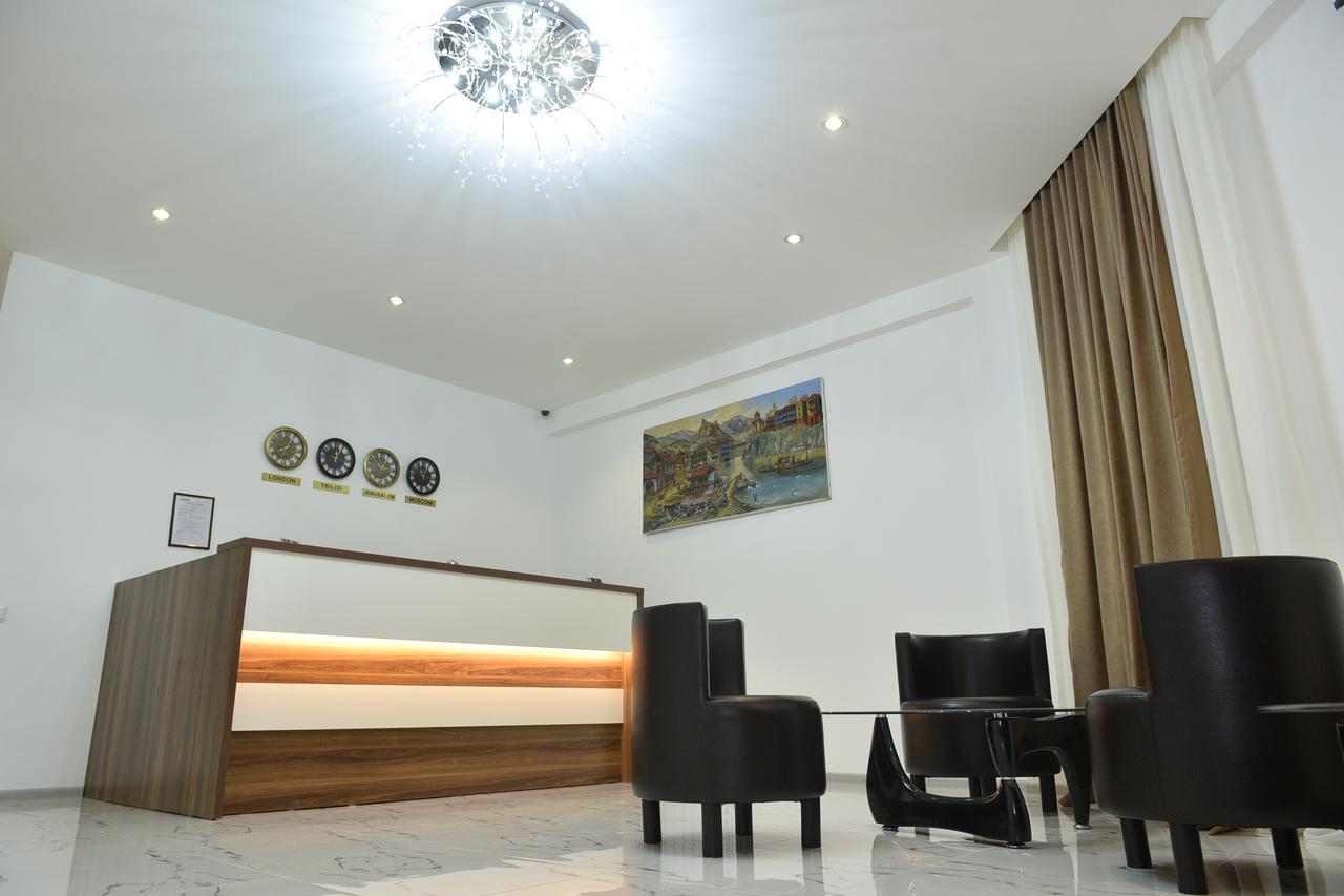 Hotel King Tom Tiflis Exterior foto